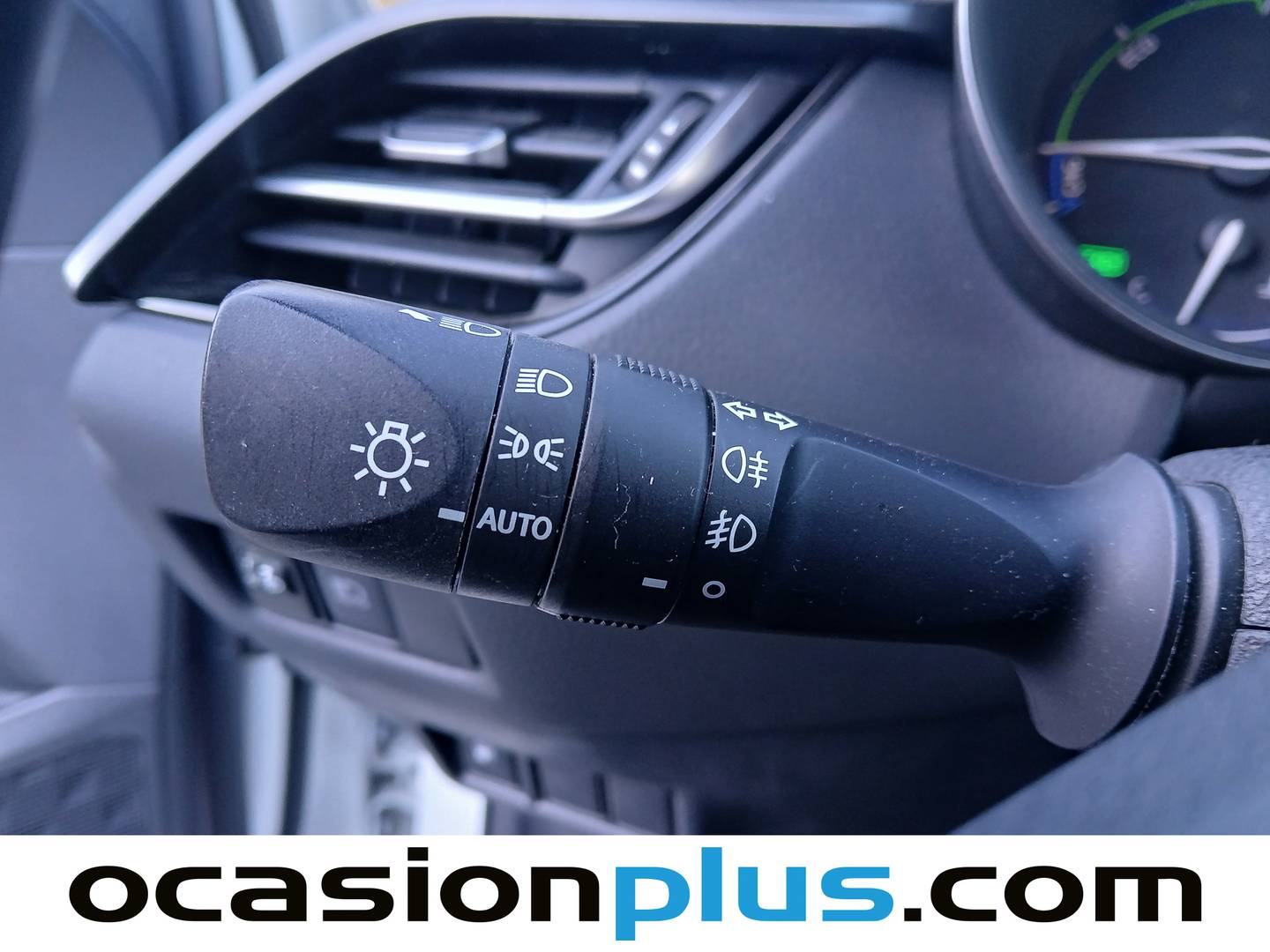 Toyota C-HR Toyota C-HR 1.8 125H Advance (122 CV) de ocasión