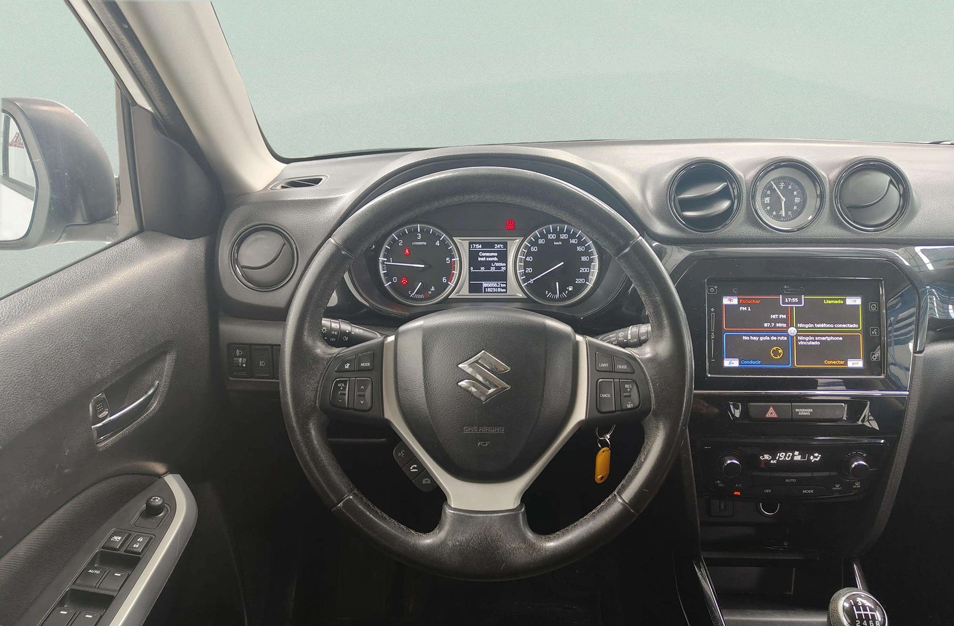 Suzuki Vitara 1.6 Ddis GLE - foto 21