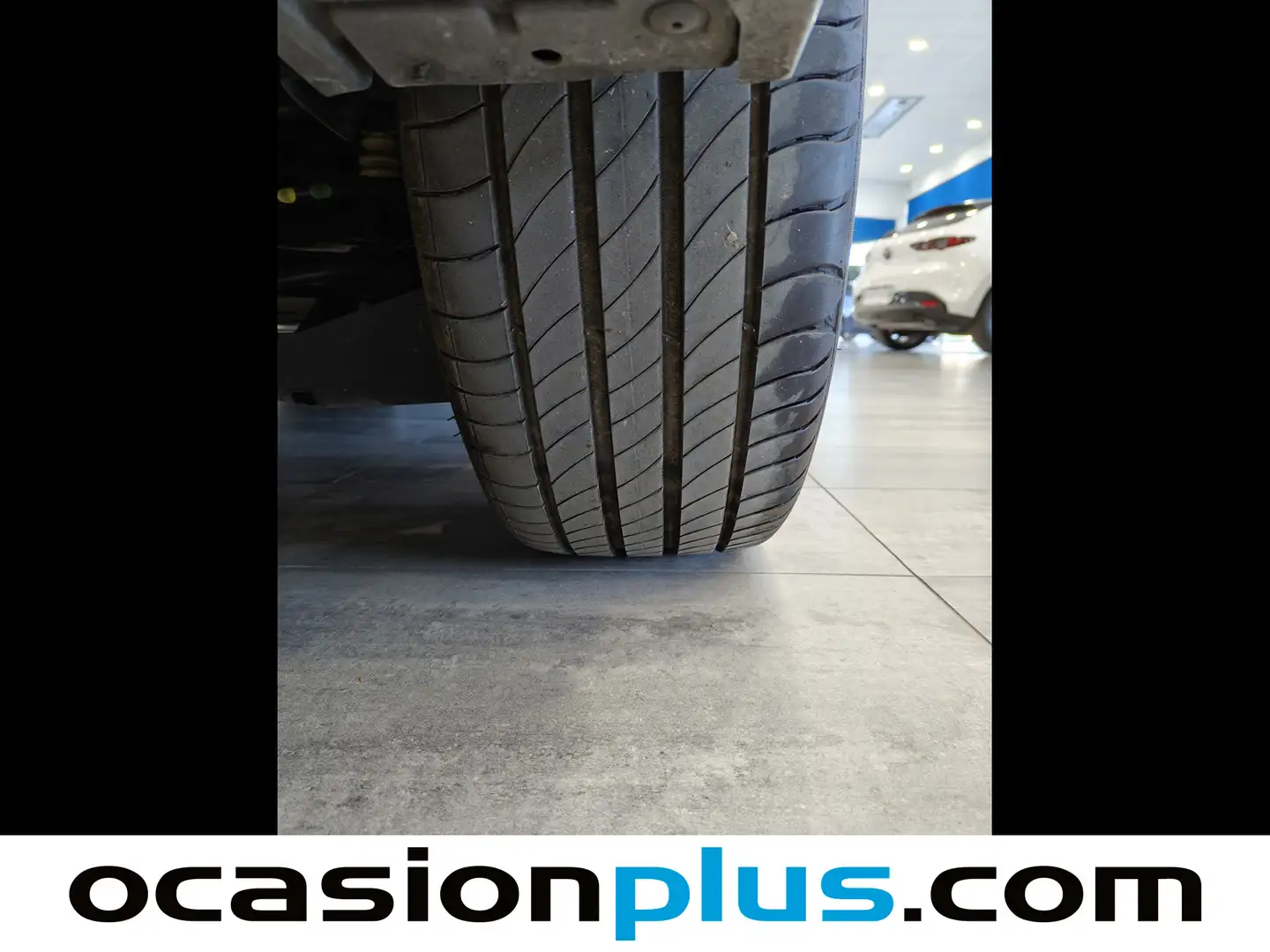 Foto Peugeot 308 Peugeot 308 Allure Hybrid eDCS6 (136 CV)