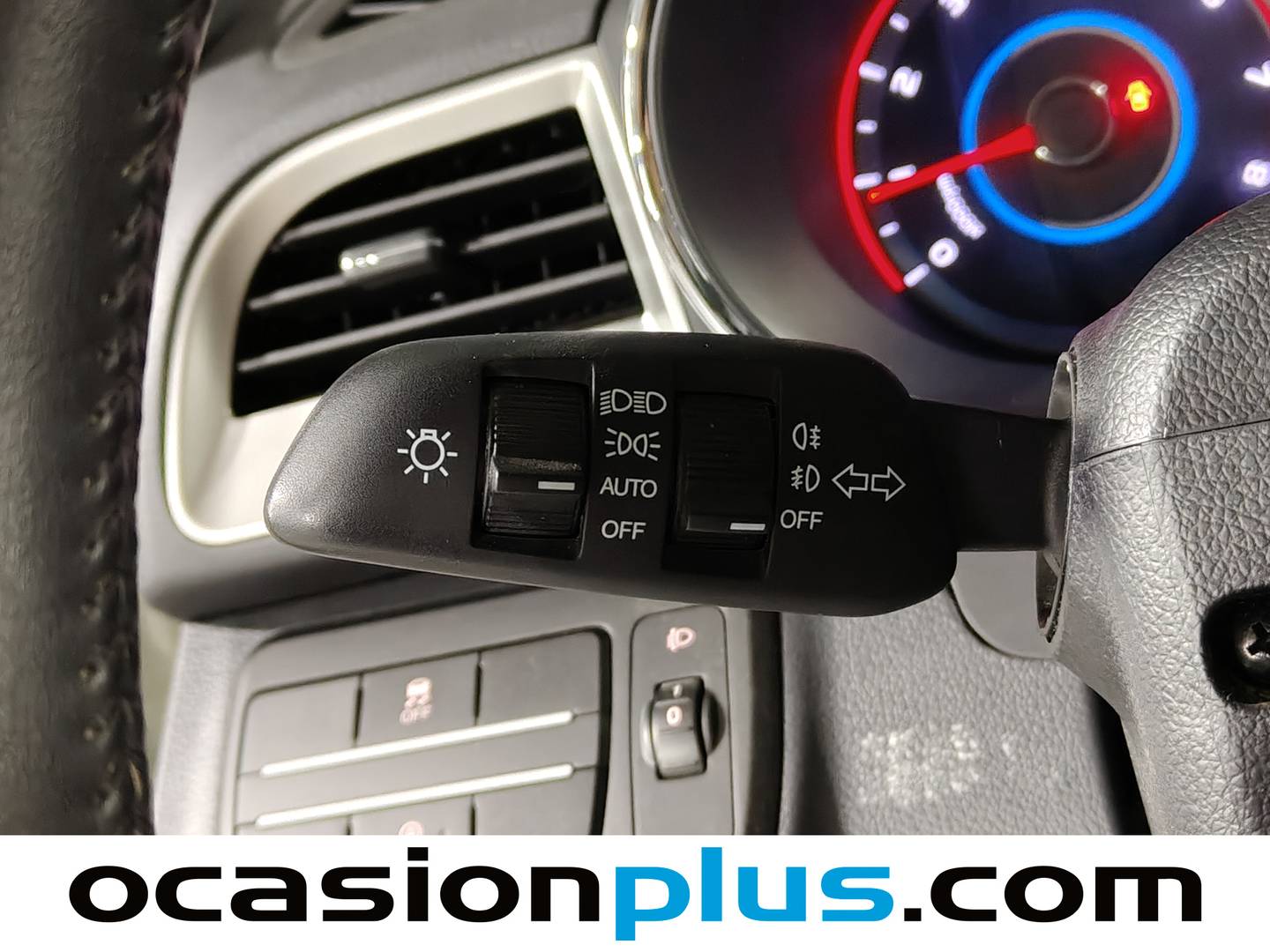 Foto SsangYong Tivoli Ssangyong Tivoli G16 GLP Limited 4x2 (128 CV)