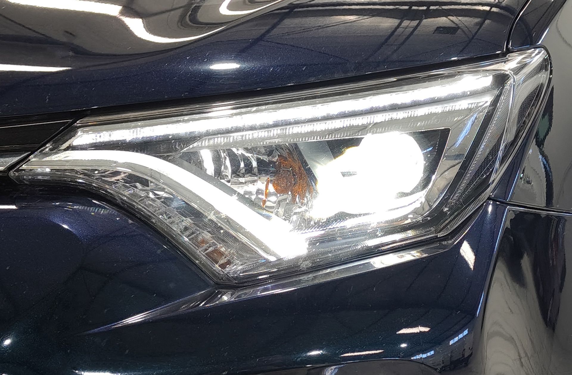 Toyota RAV4 2.5l hybrid Feel! 2WD - foto 14