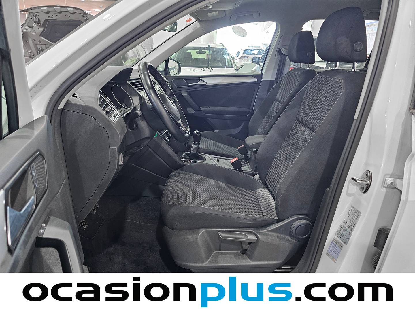 Foto asientos delanteros Volkswagen Tiguan Volkswagen Tiguan Edition 2.0 TDI (115 CV)