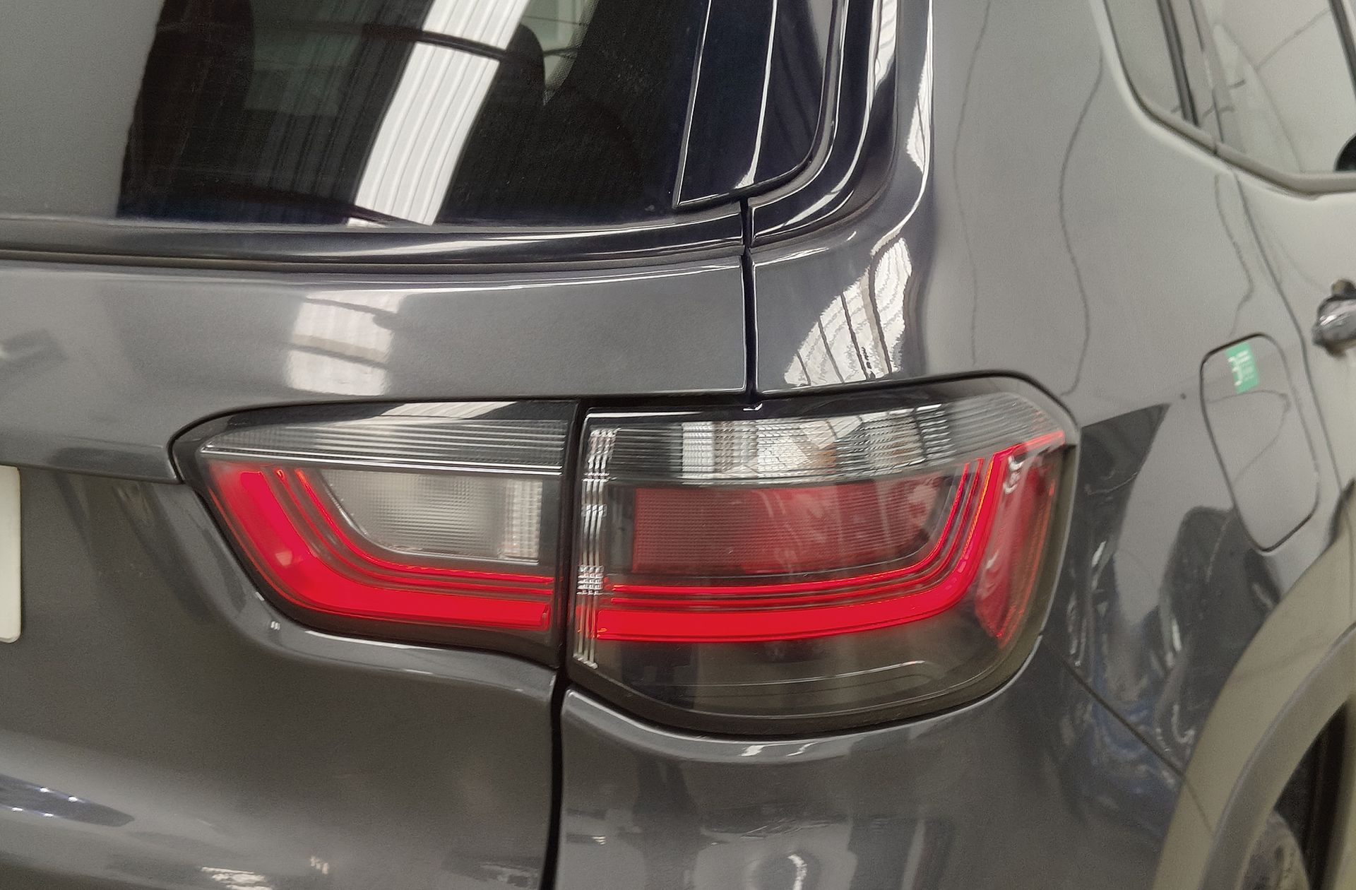 Jeep Compass 1.3 Gse Night Eagle FWD - foto 21