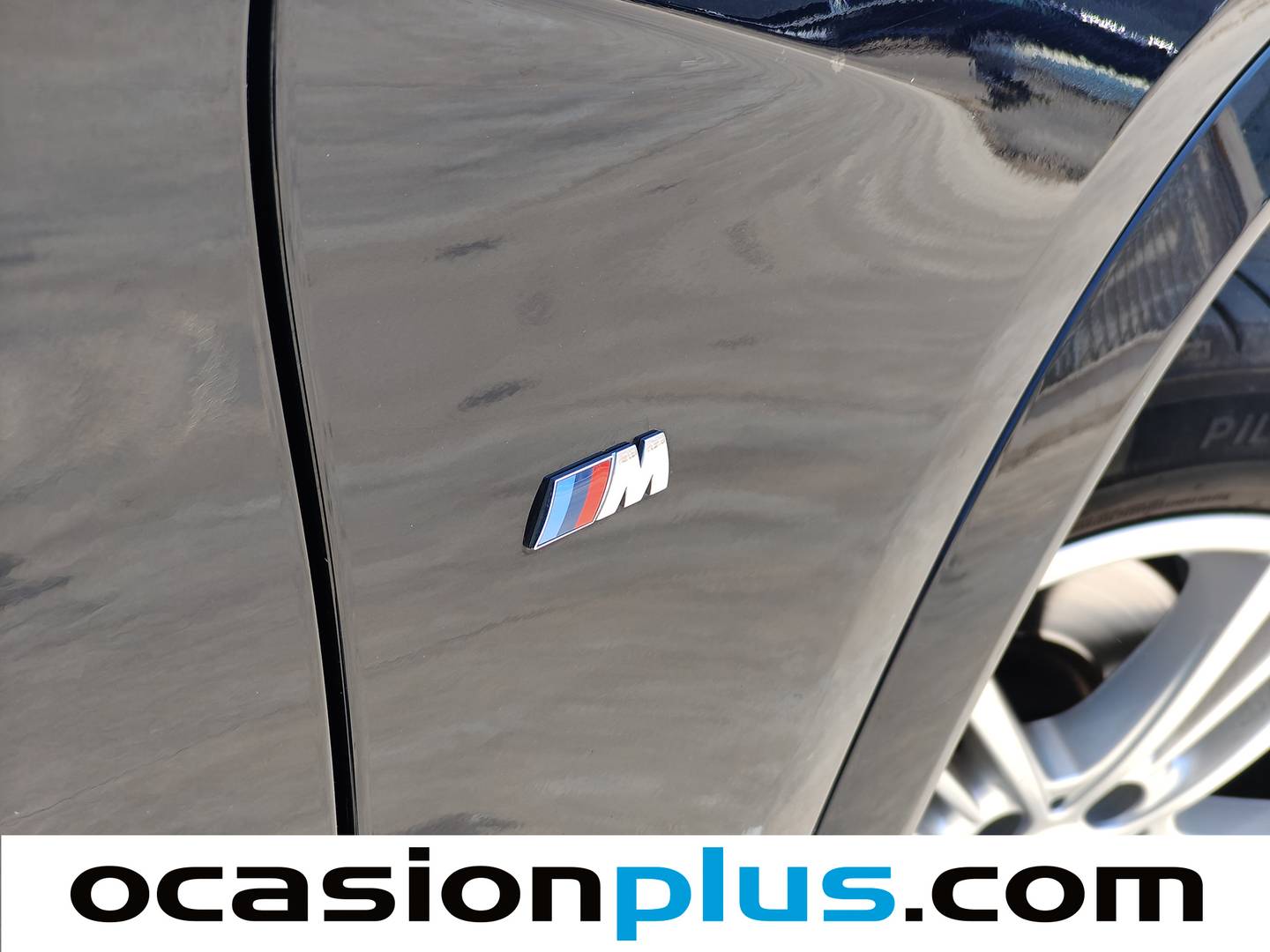 Extras y acabados del BMW X4 BMW X4 xDrive20d (190 CV) Pack M