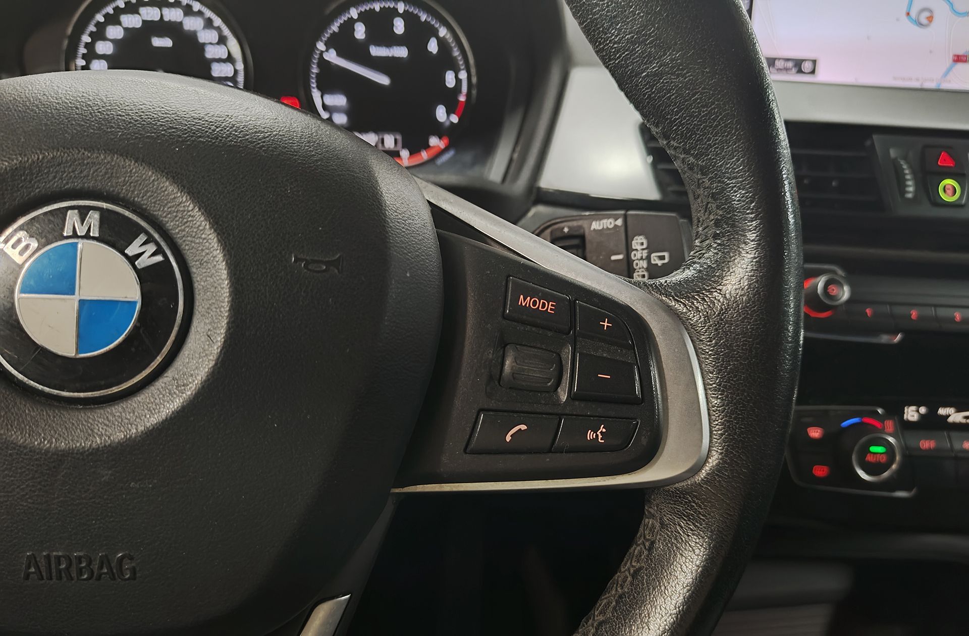 BMW X1 sDrive16d - foto 28