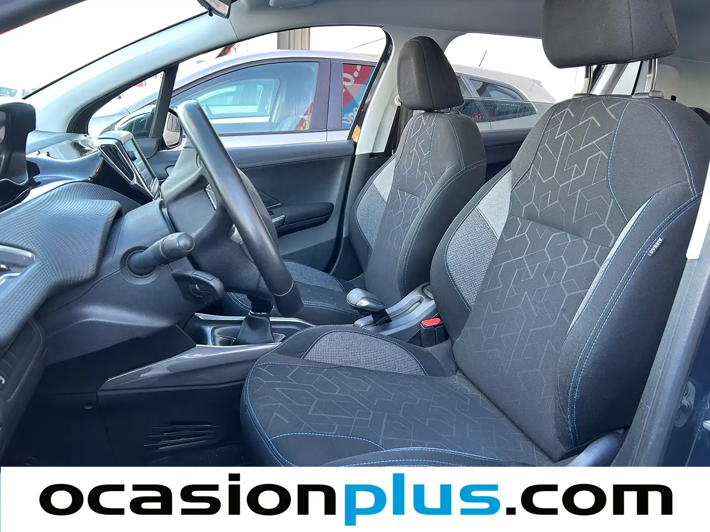 Foto Peugeot 2008 Peugeot 2008 PureTech 82 Style (82 CV)