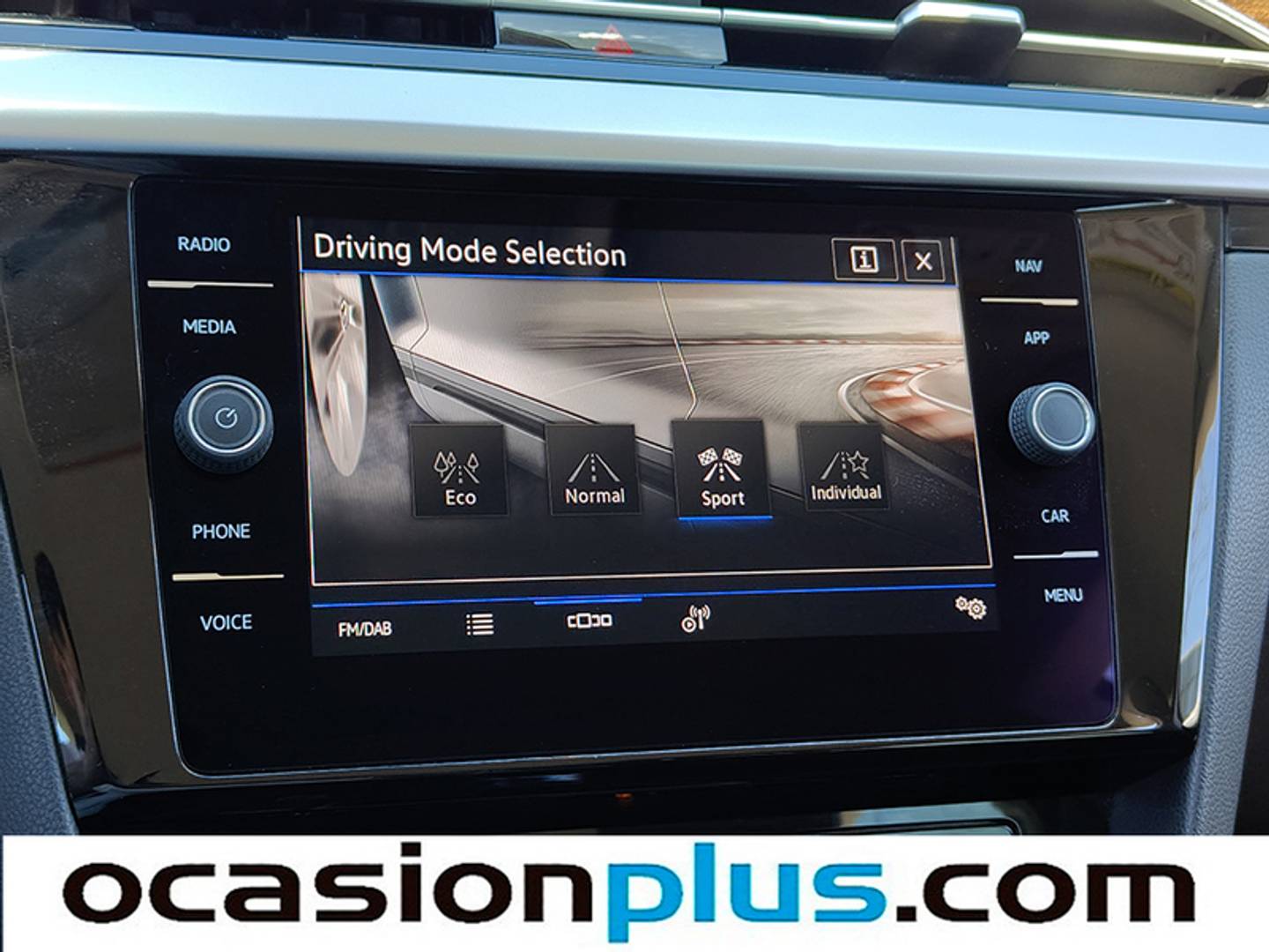 Foto Volkswagen Arteon Volkswagen Arteon Shooting Brake Elegance 1.5 TSI (150 CV)