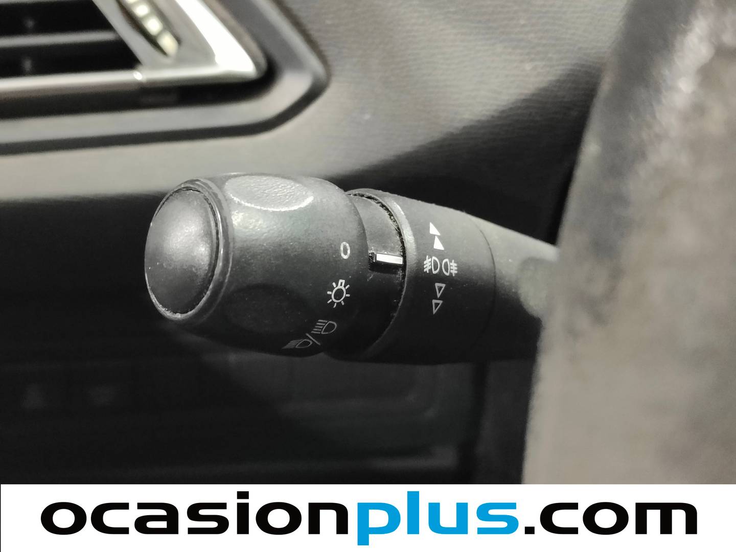 Foto Peugeot 308 Peugeot 308 1.6 BlueHDI Access (100 CV)