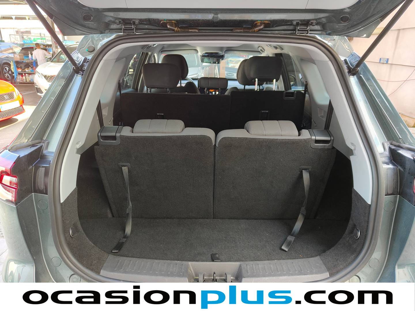 Fotos maletero EBRO S800 EBRO S800 1.6 TGDI Premium DCT (147 CV) 7 Plazas