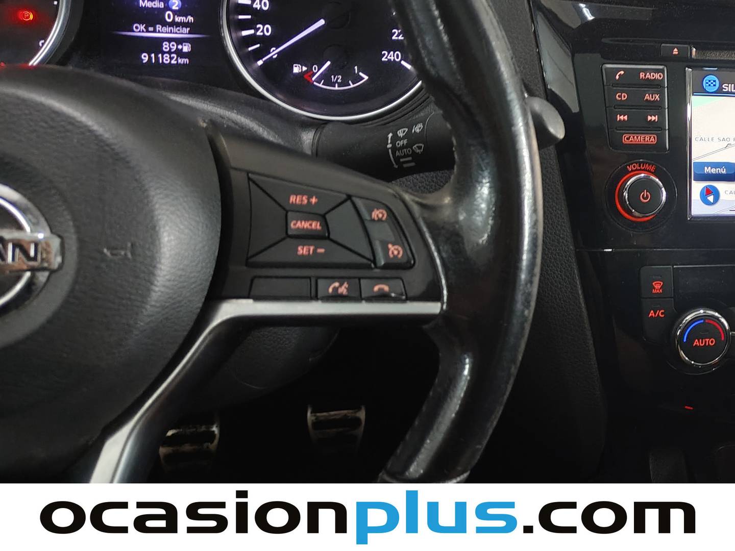 Foto Nissan QASHQAI Nissan Qashqai DIG-T 115 N-Connecta 4x2 (115 CV)