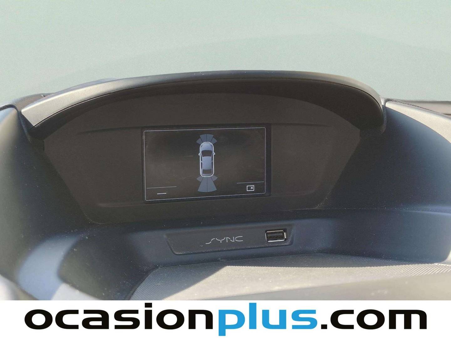 Equipamiento del Ford Grand C-Max Ford Grand C-Max 1.0 EcoBoost S&S Trend Auto (125 CV)