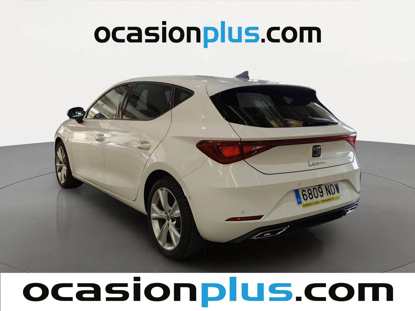 Foto delantera Seat León Seat León 1.5 eTSI S&S FR Special Edition DSG  (150 CV) derecha