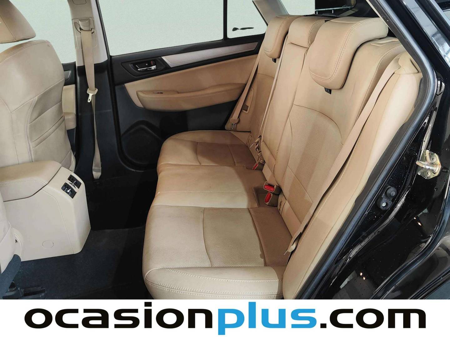 Foto asientos traseros Subaru Outback Subaru Outback 2.0 TD Executive Plus CVT Lineartron AWD (150 CV)