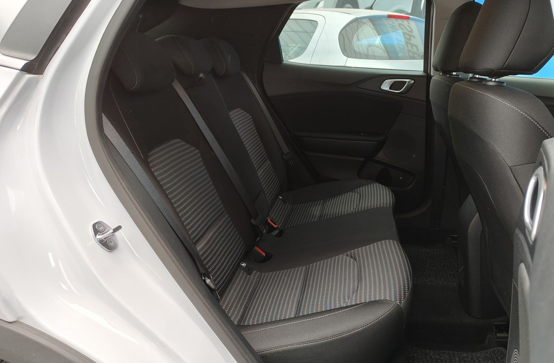 Kia XCeed 1.0 T-GDi Drive - foto 18