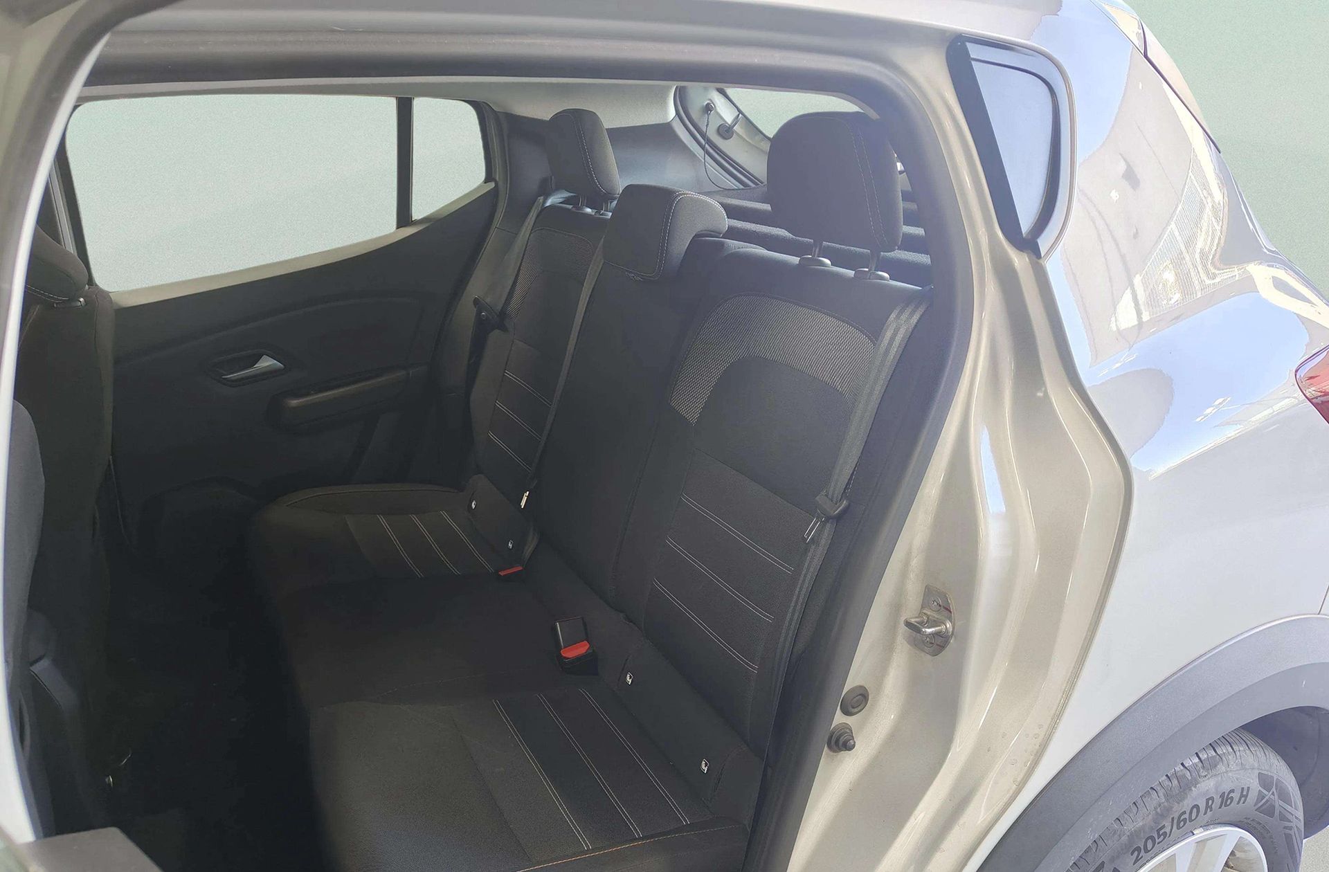 Dacia Sandero Stepway Expression TCe - foto 13