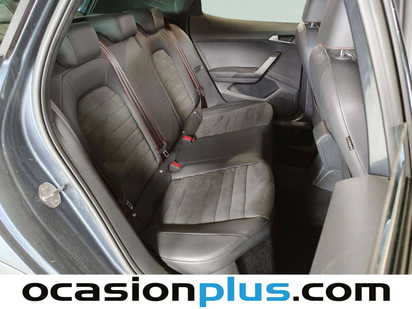 Foto Seat Arona SEAT Arona 1.5 TSI S&S FR XL DSG (150 CV)