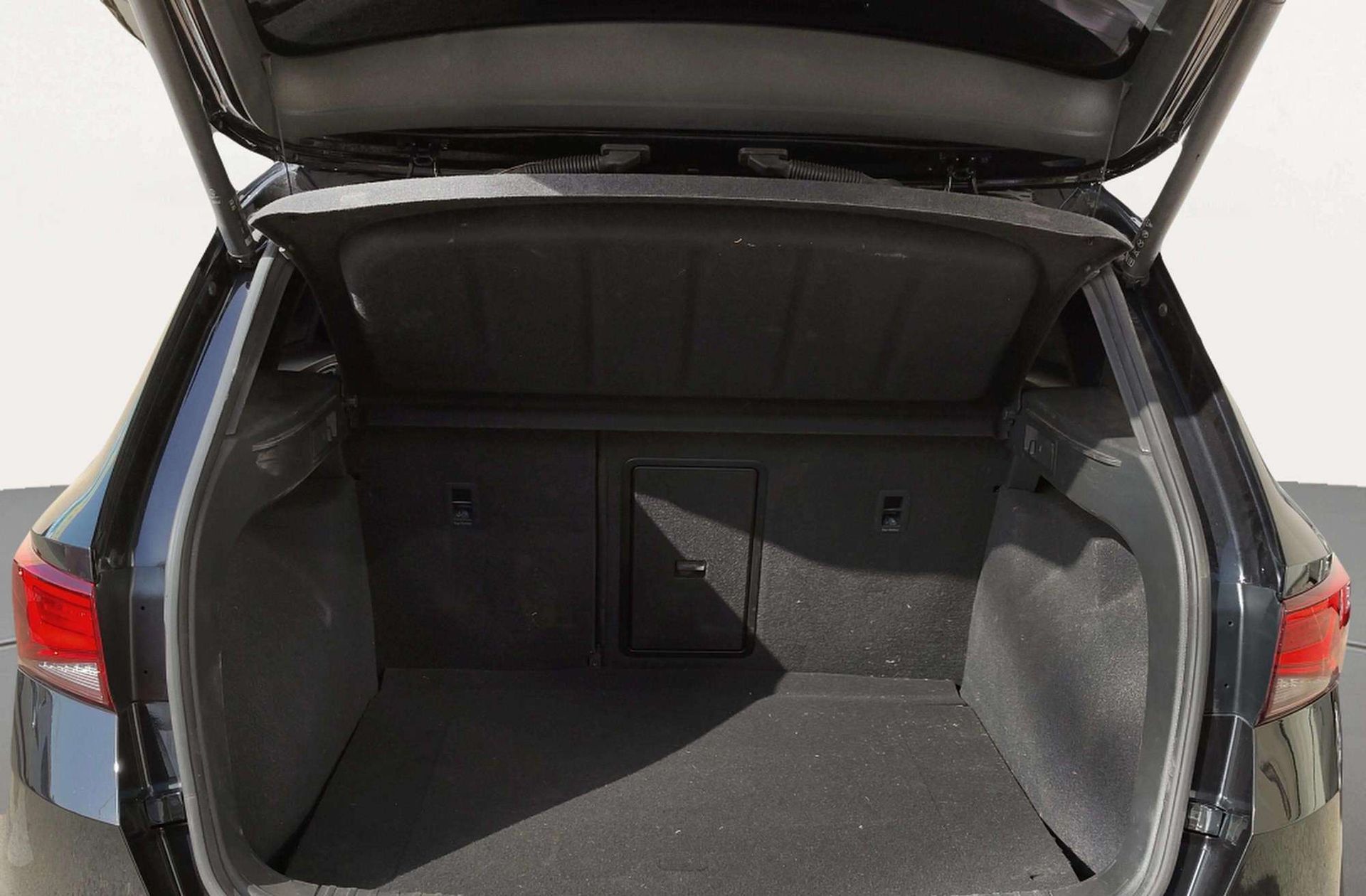 Cupra Ateca 2.0 TSI 4Drive DSG - foto 18