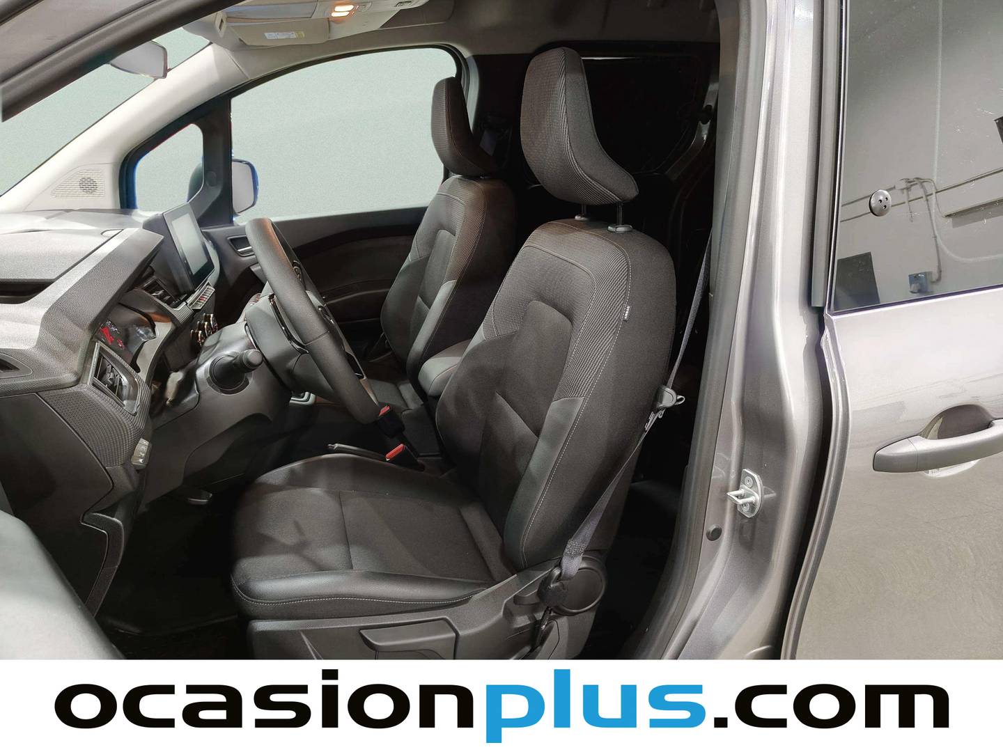 Foto asientos delanteros Renault Kangoo Combi Renault Kangoo Combi Equilibre Blue dci (95 CV) Semi-Camperizada
