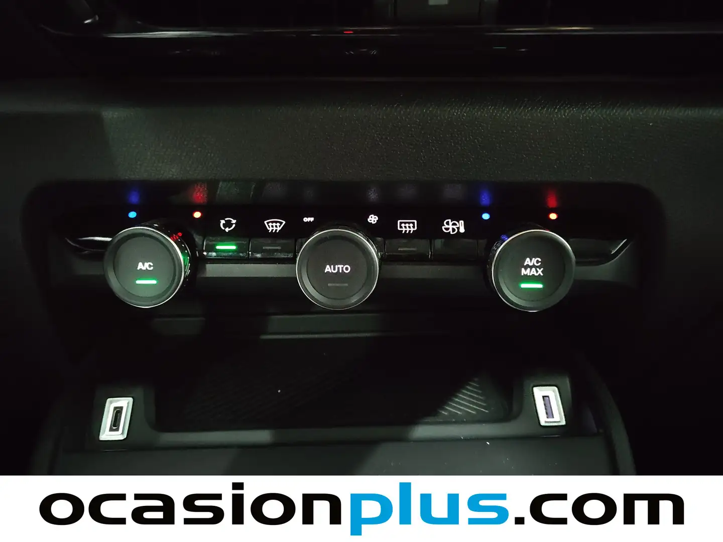 Foto Citroën C4 Citroen C4 PureTech 130 S&S Shine  (130 CV)