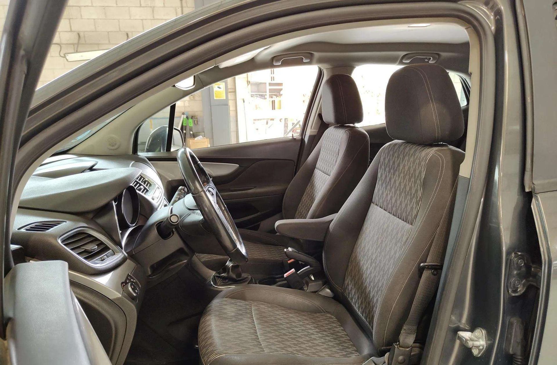 Opel Mokka 1.6 CDTi Selective 4x2 - foto 8