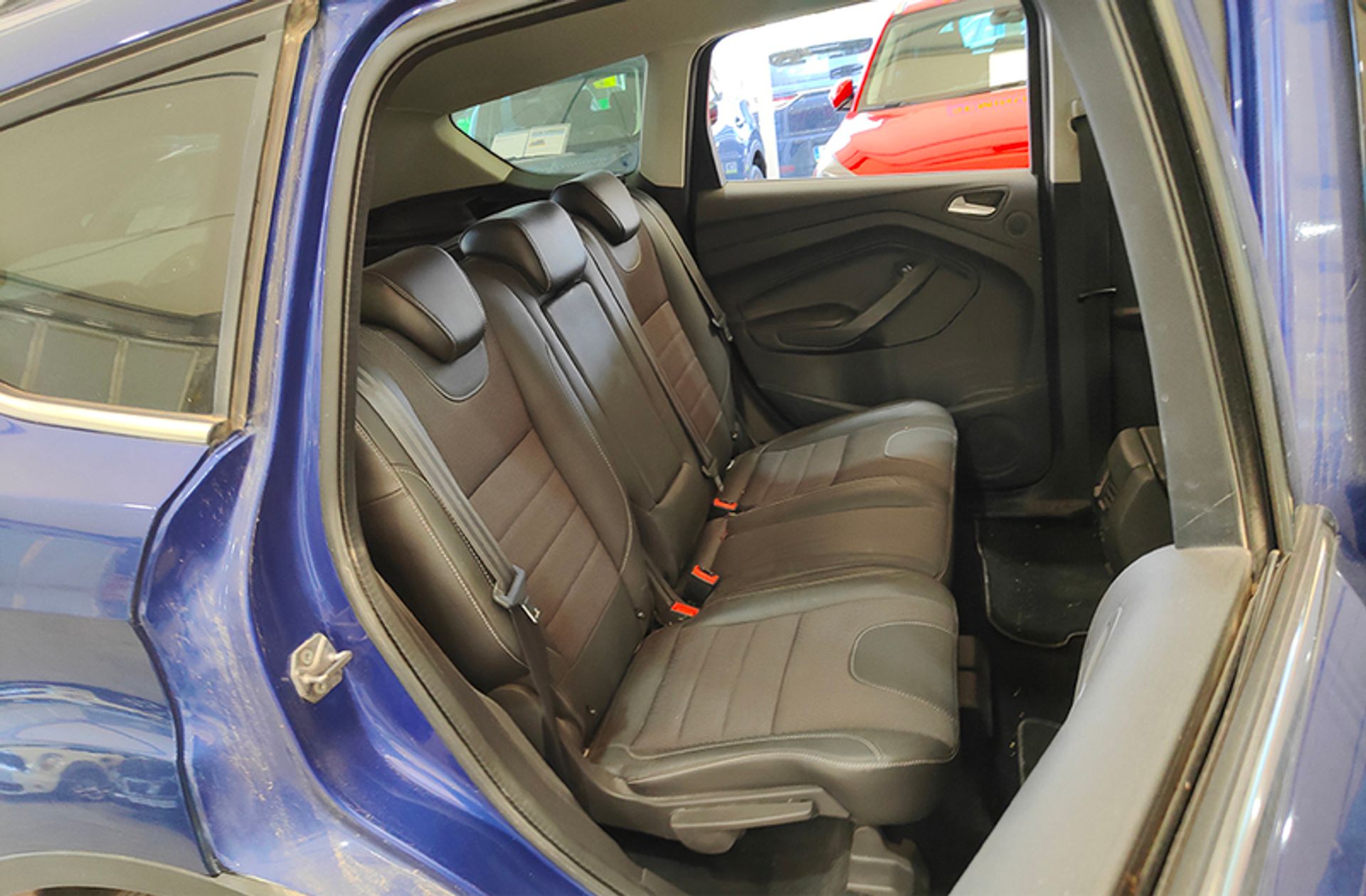 Ford Kuga 2.0 TDCi Titanium 4x4 - foto 15