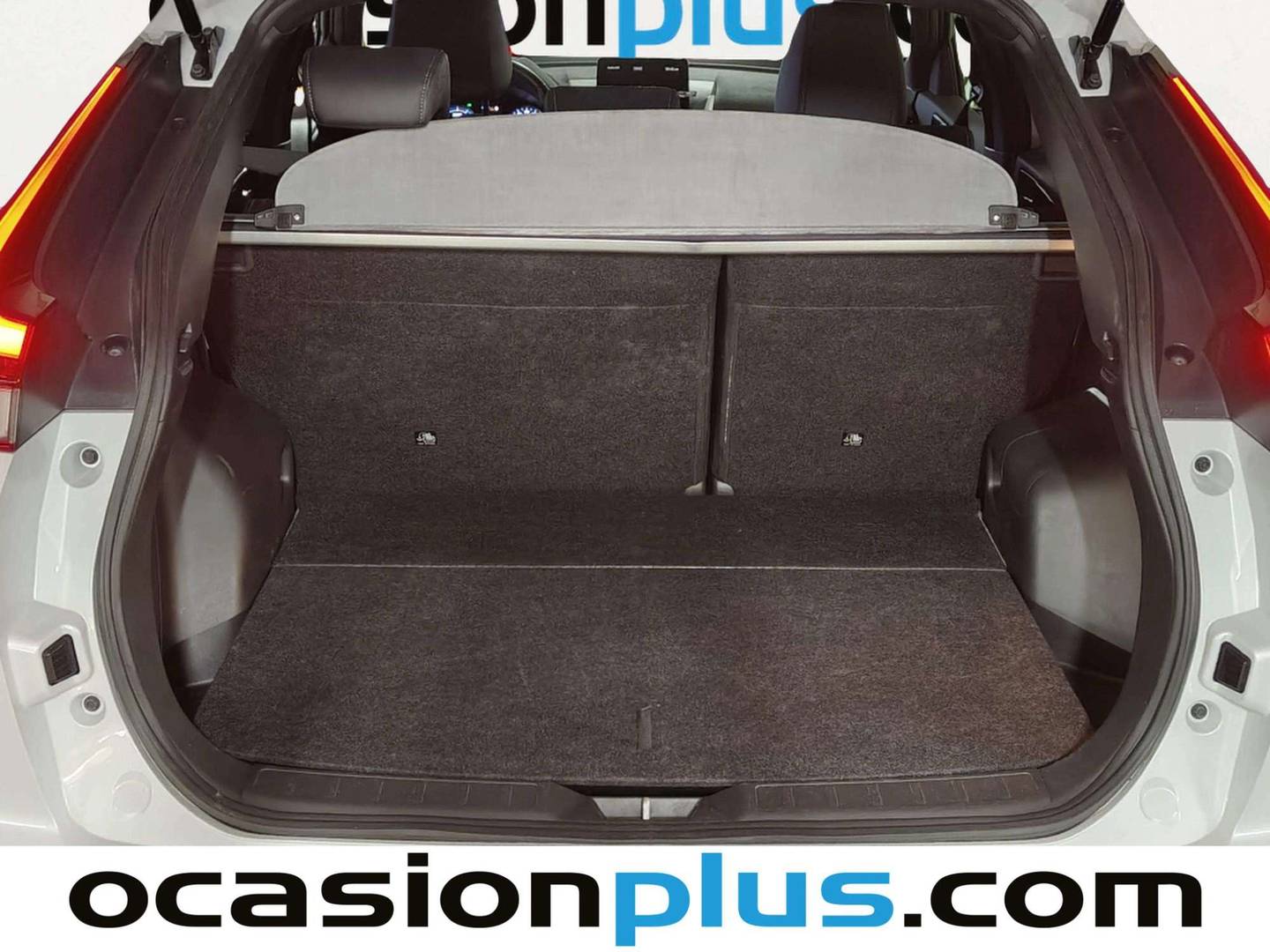 Fotos maletero Mitsubishi Eclipse Cross Mitsubishi Eclipse Cross 2.4 PHEV Kaiteki 4WD Auto (188 CV)