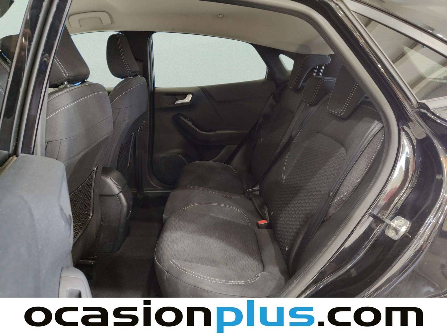 Foto asientos traseros Ford Puma Ford Puma 1.0 EcoBoost MHEV Titanium Design (125 CV)