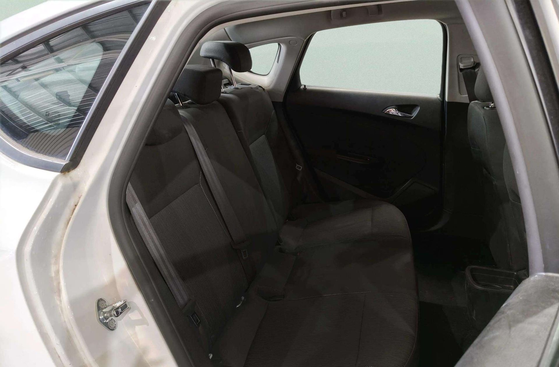 Opel Astra 1.4 Turbo GLP Elegance - foto 16