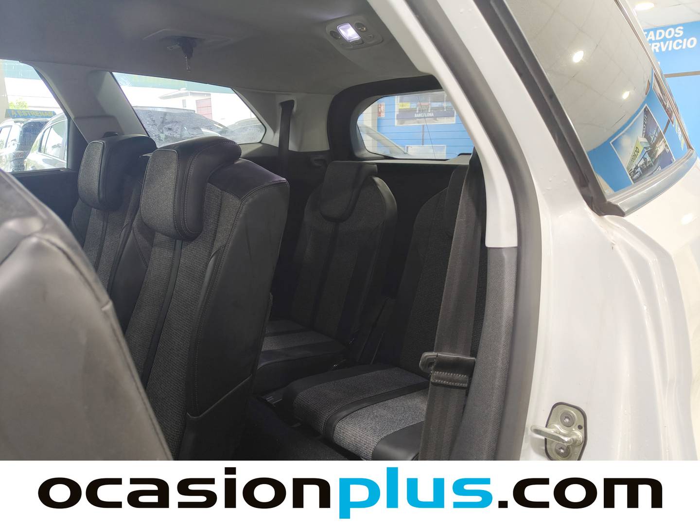 Foto asientos delanteros Peugeot 5008 Peugeot 5008 PureTech 130 S&S Allure (130 CV) 7 PLAZAS