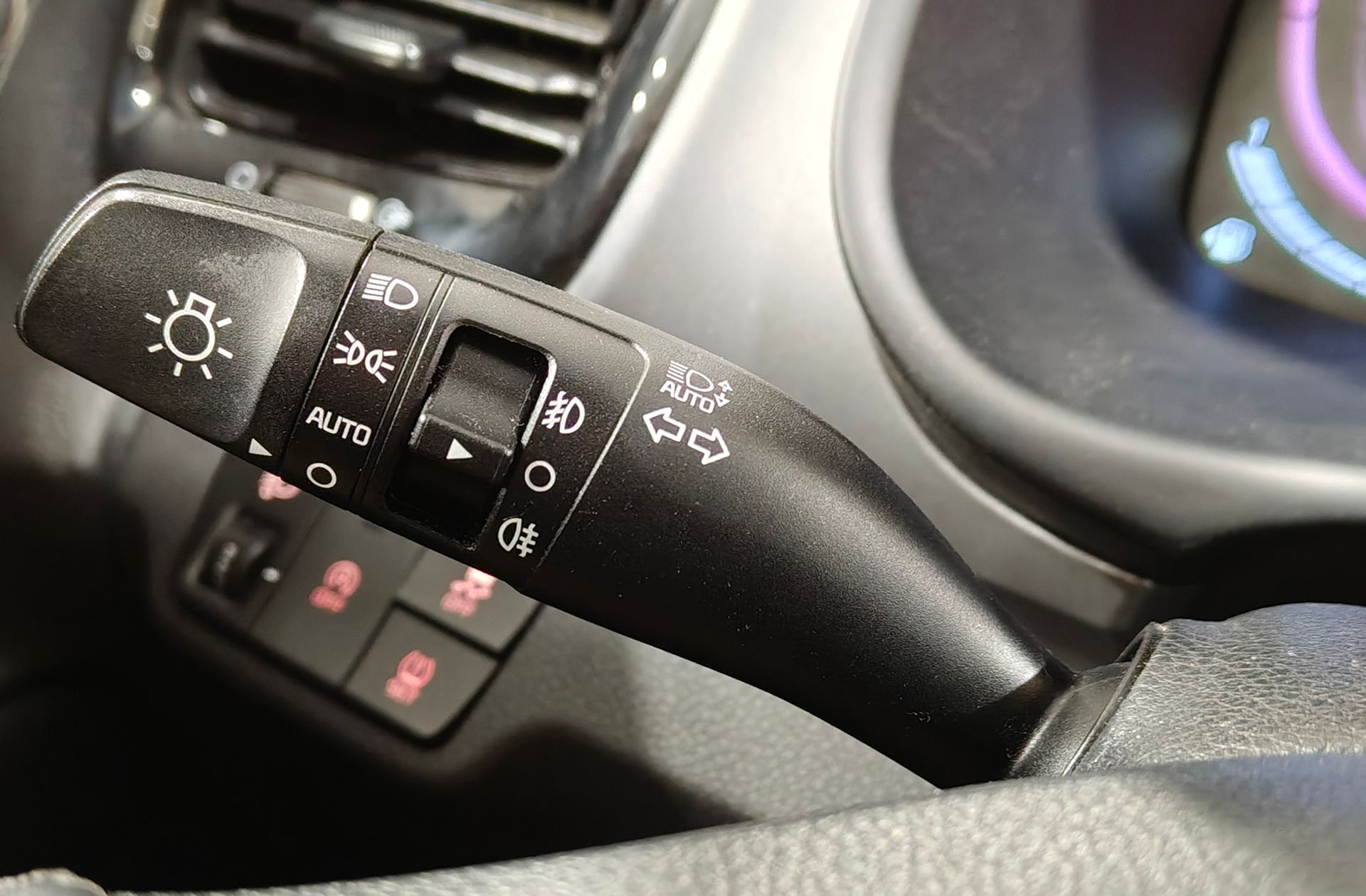 Kia Stonic 1.0 T-GDi Drive - foto 22