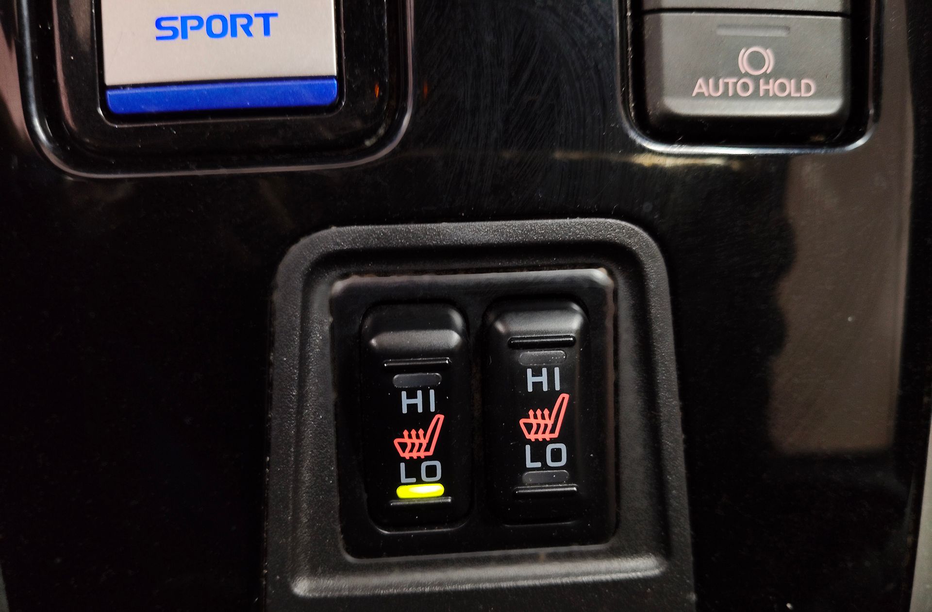 Mitsubishi Outlander 2.4 PHEV Kaiteki 4WD - foto 8