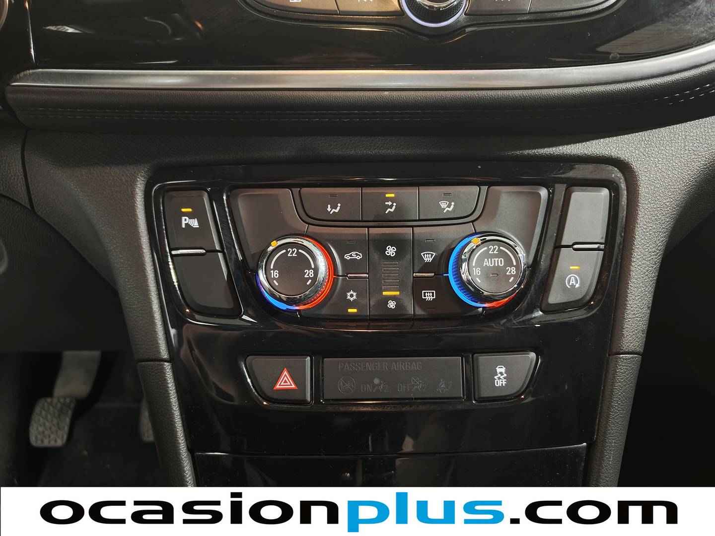 Equipamiento del Opel Mokka X Opel Mokka X 1.6 CDTi S&S Excellence 4X2 (136 CV)