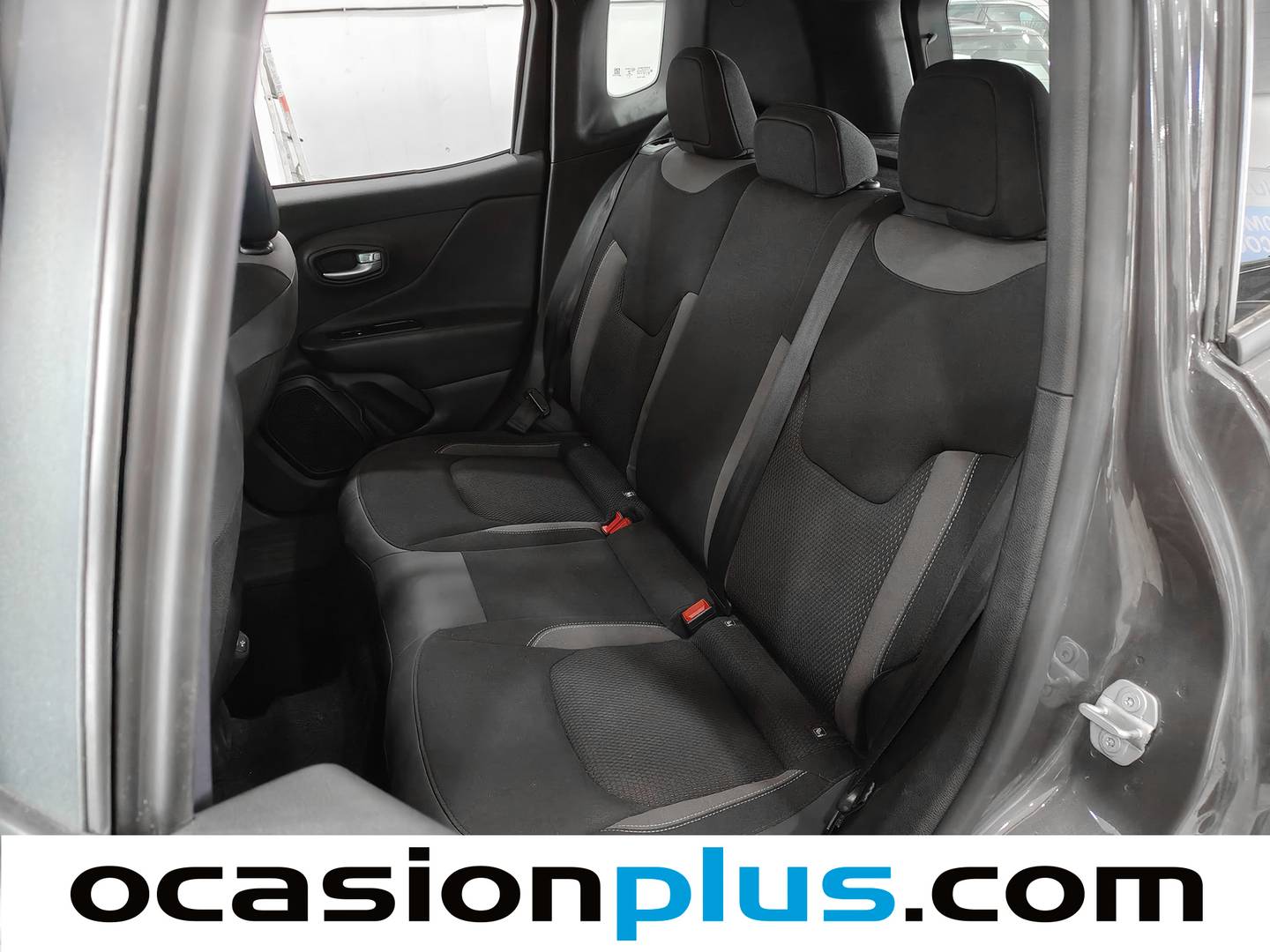 Foto Jeep Renegade Jeep Renegade eHybrid 1.5 Limited ATX (130 CV)