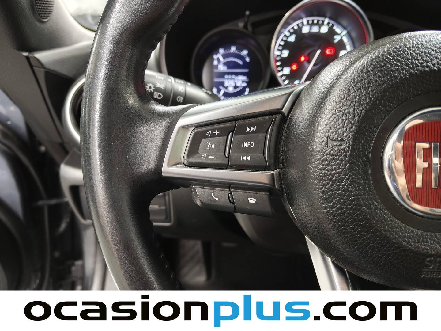 Foto Fiat 124 Spider Fiat 124 Spider 1.4 Multiair Cabrio Lusso (140 CV)