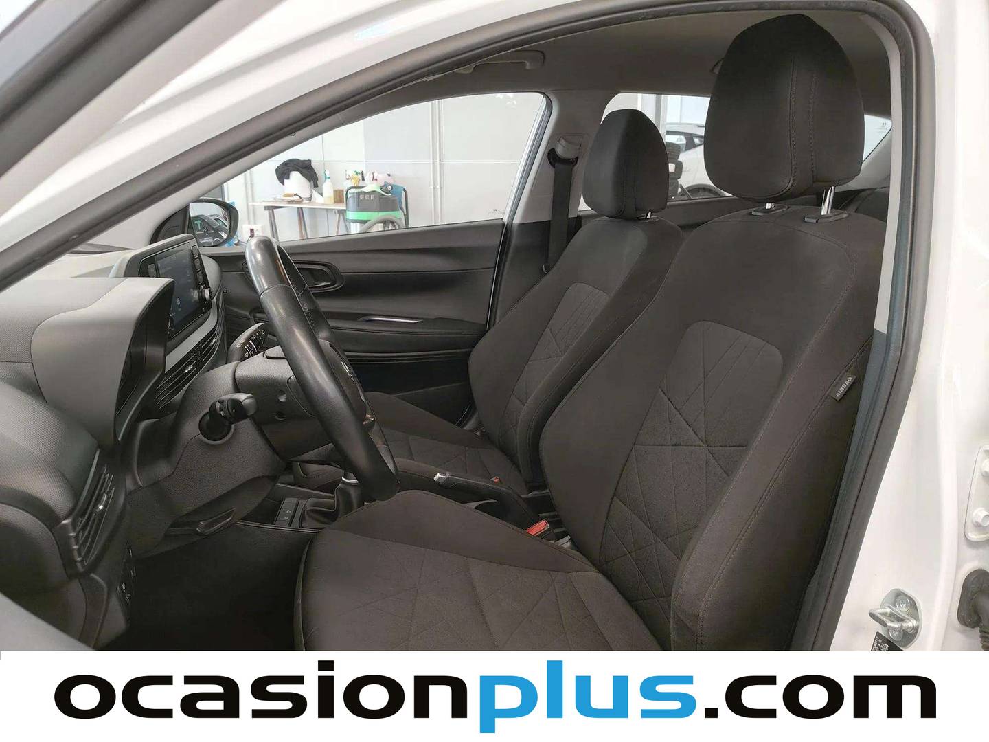Foto asientos delanteros Hyundai Bayon Hyundai Bayon 1.0 TGDI 48V Maxx (100 CV)