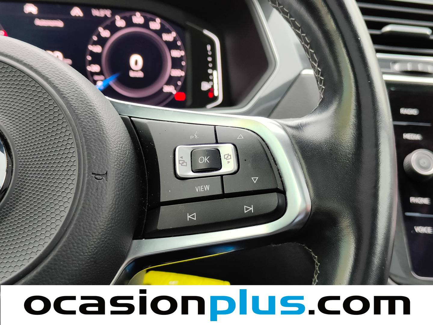 Foto Volkswagen Tiguan Volkswagen Tiguan Sport 1.5 TSI (150 CV) DSG R-Line