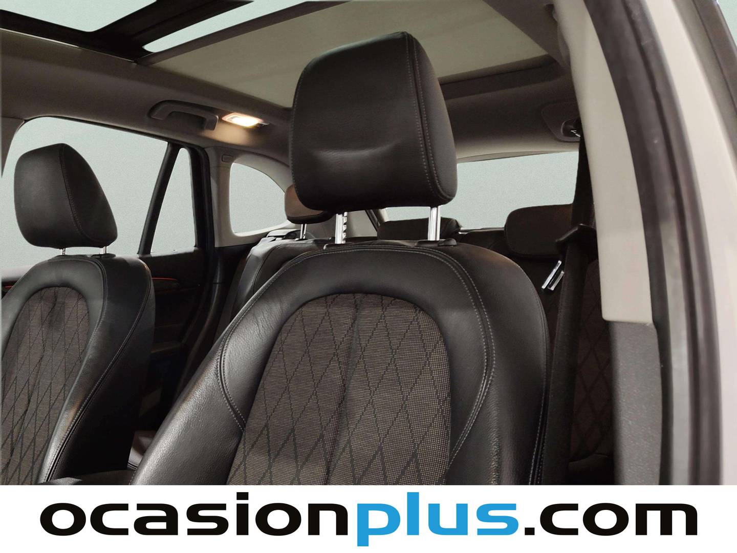 Equipamiento del BMW X1 BMW X1 sDrive18d (150 CV)