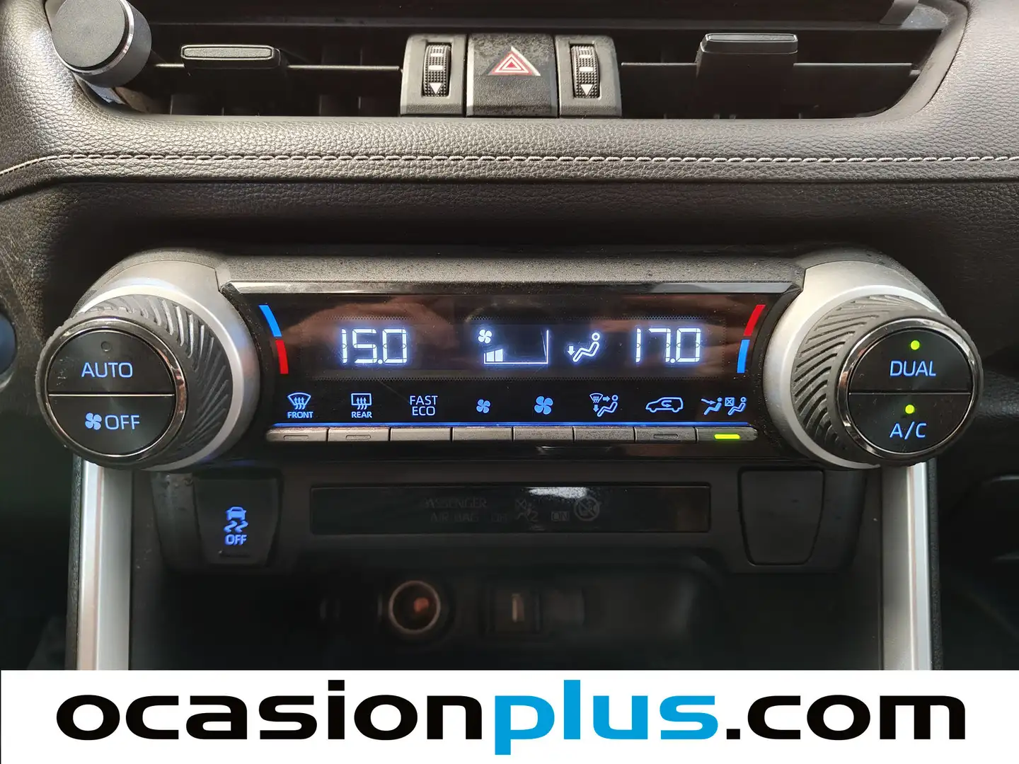 Foto Toyota Rav4 Toyota Rav4 220H Business 4WD (222 CV)