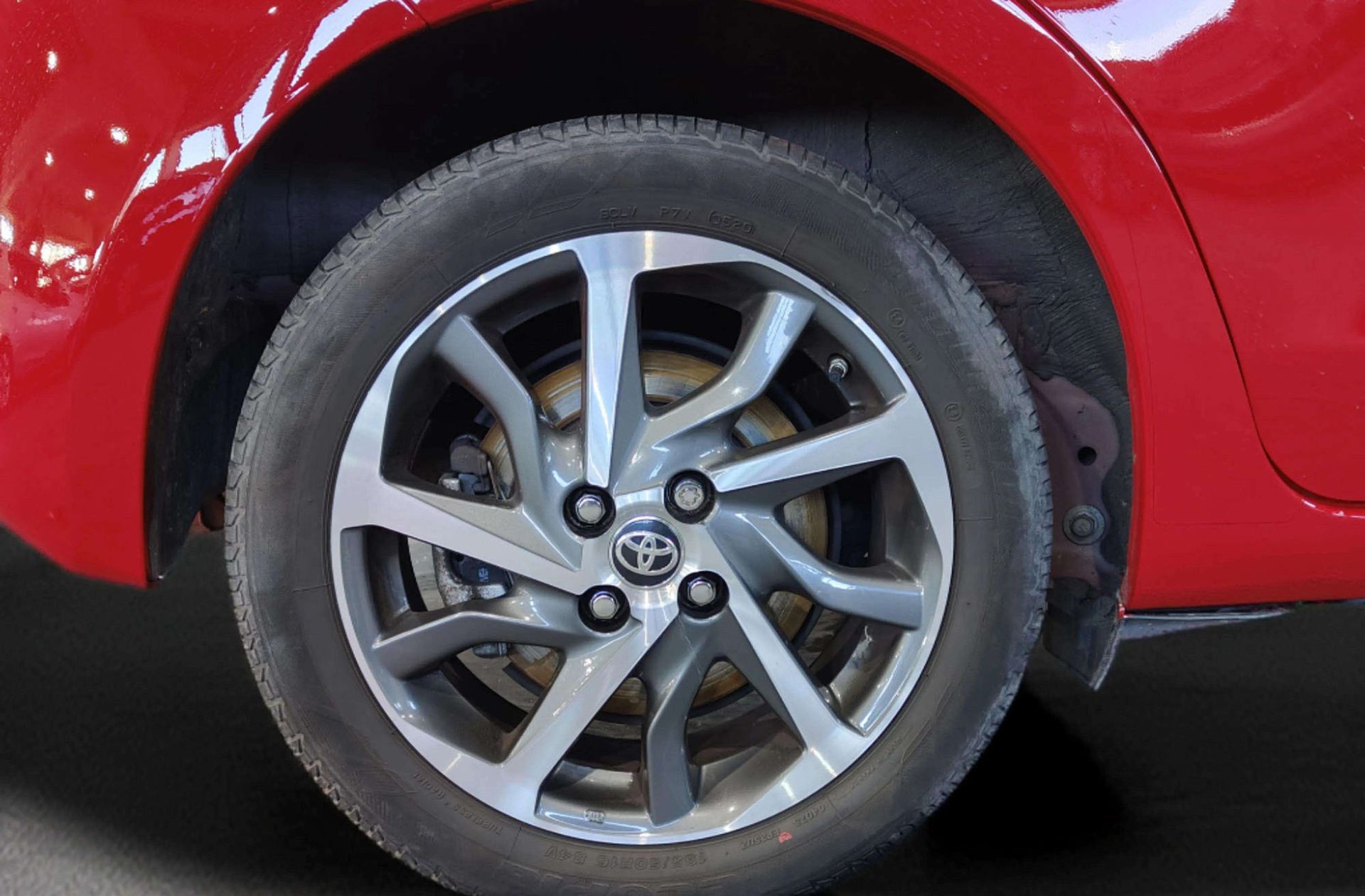 Toyota Yaris 1.5 Feel! Edition - foto 32