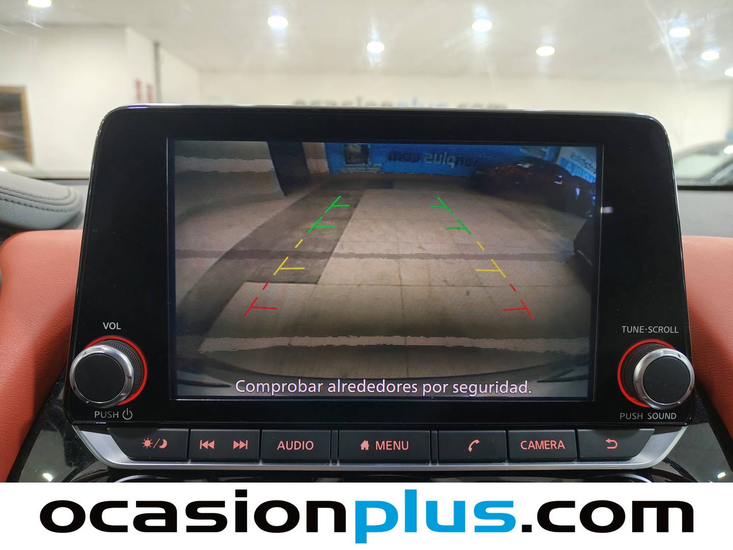 Equipamiento del Nissan JUKE Nissan Juke DIG-T N-Design Chic 4x2 DCT(117 CV)