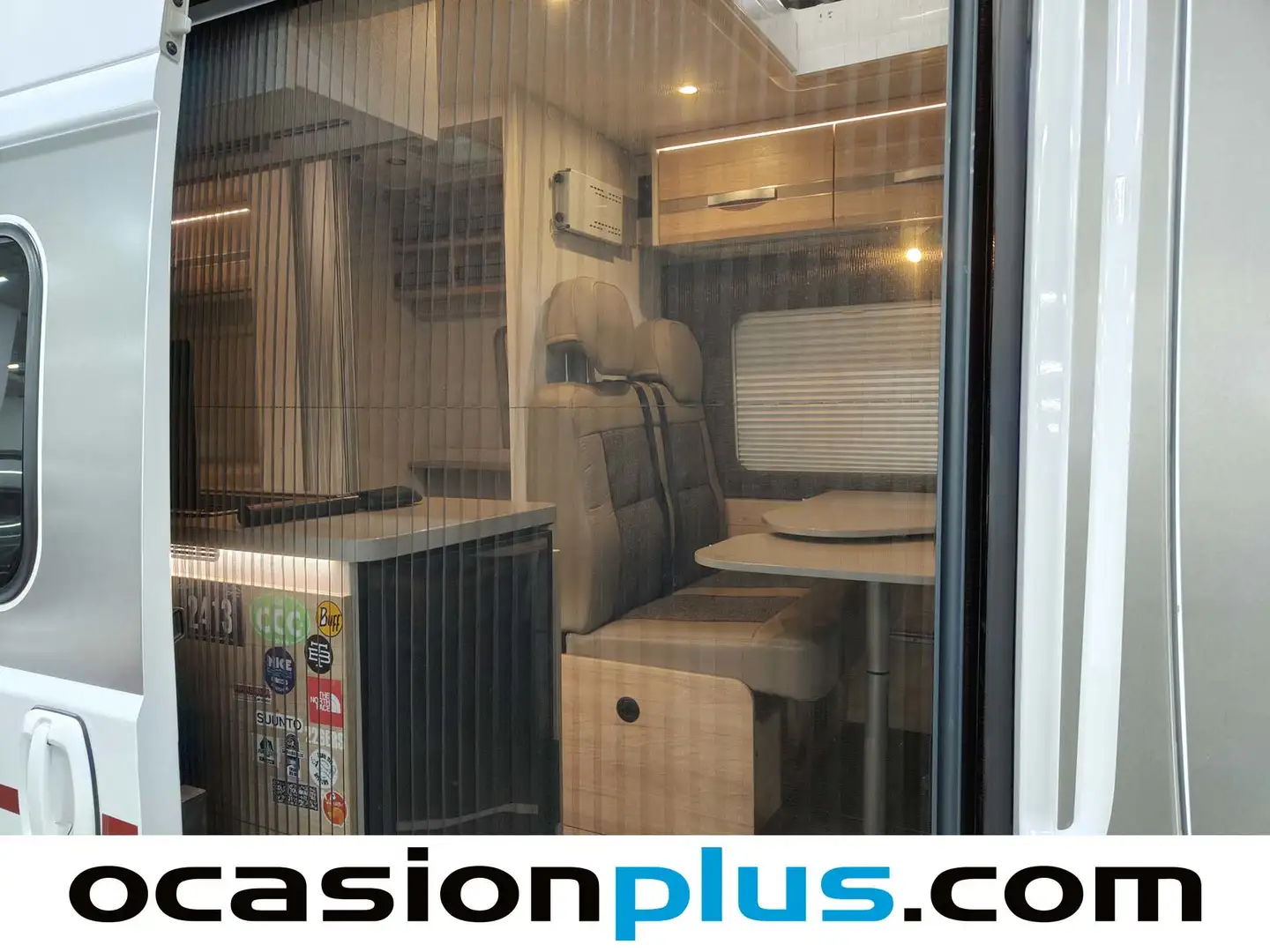 Foto Citroën Dethleffs Globetrail 640 DB 103KW (140 CV) Citroën Dethleffs Globetrail 640 DB 103KW (140 CV) 640 DB  Edition 90  (140 CV) ( 4 Plazas )