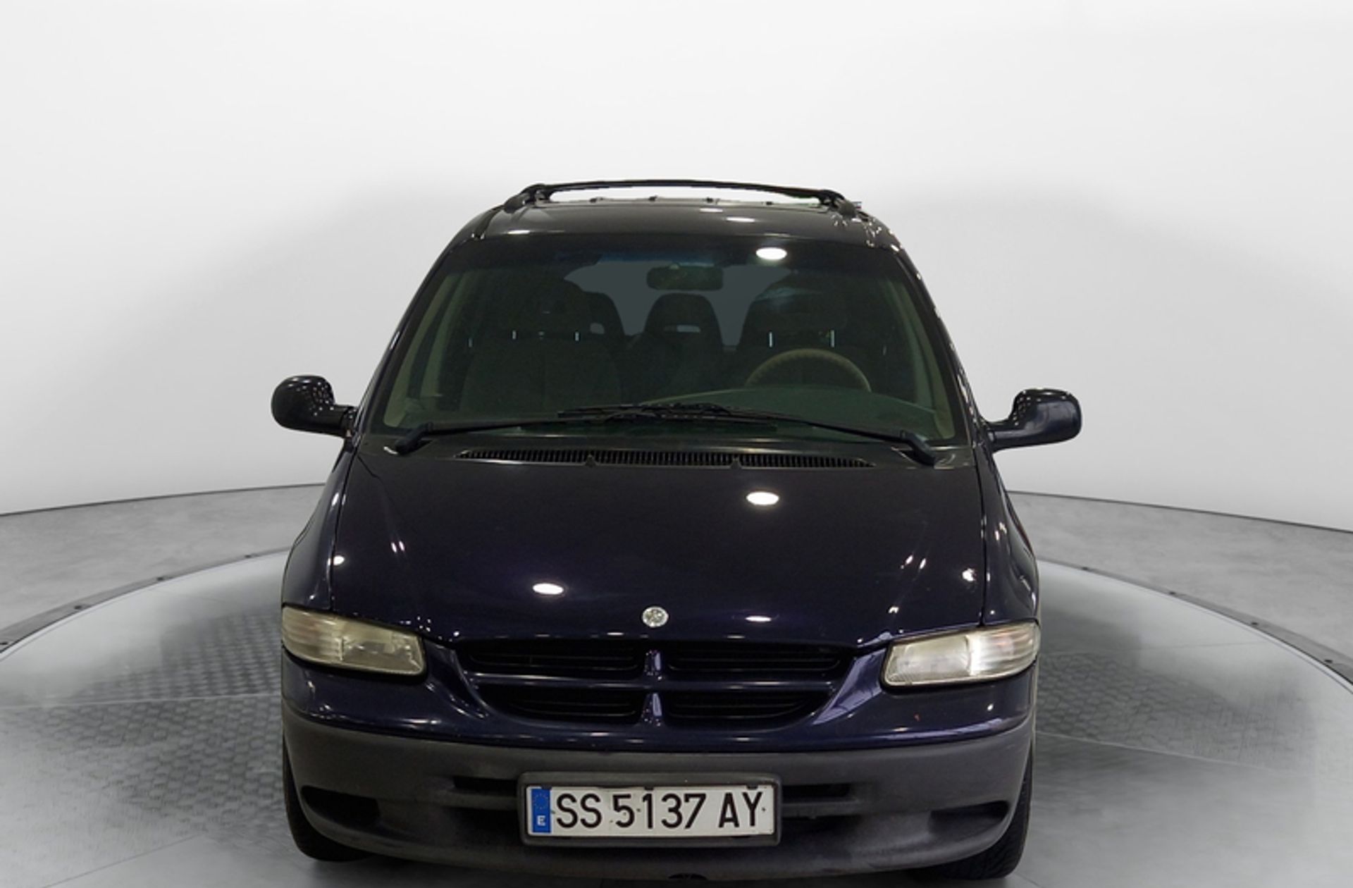 Chrysler Voyager 2.4 SE - foto 15