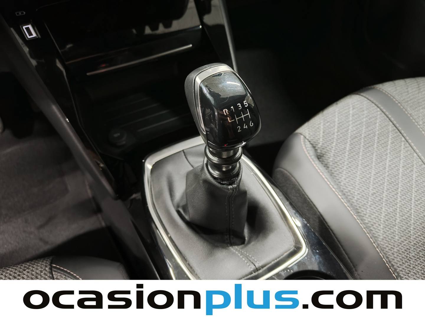 Foto Peugeot 2008 Peugeot 2008 PureTech 100 S&S Allure (100 CV)