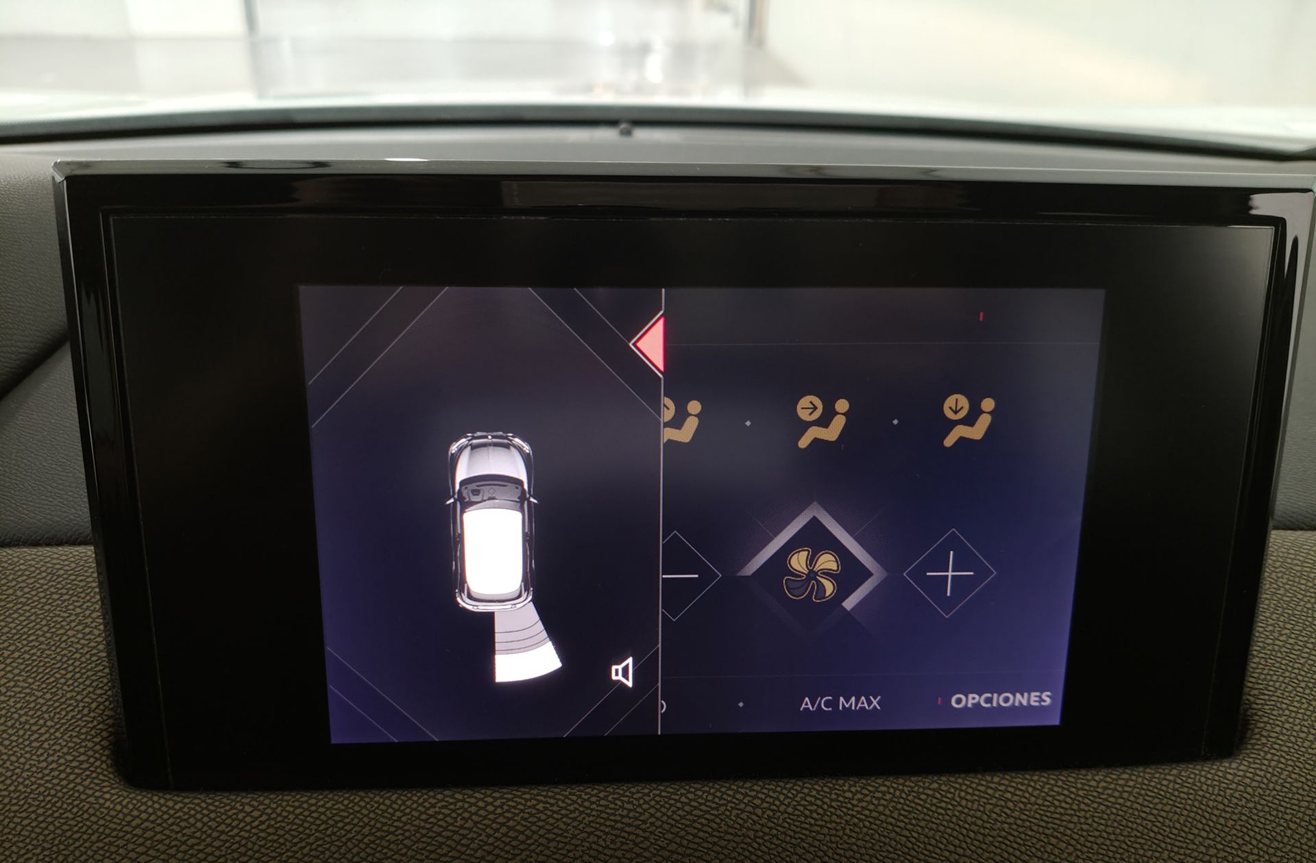 DS DS 3 Crossback BlueHDi 100 So Chic - foto 8