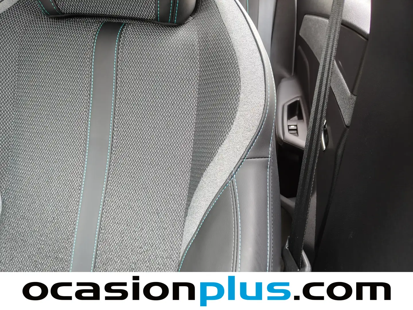 Foto Peugeot 308 Peugeot 308 Allure Hybrid eDCS6 (136 CV)