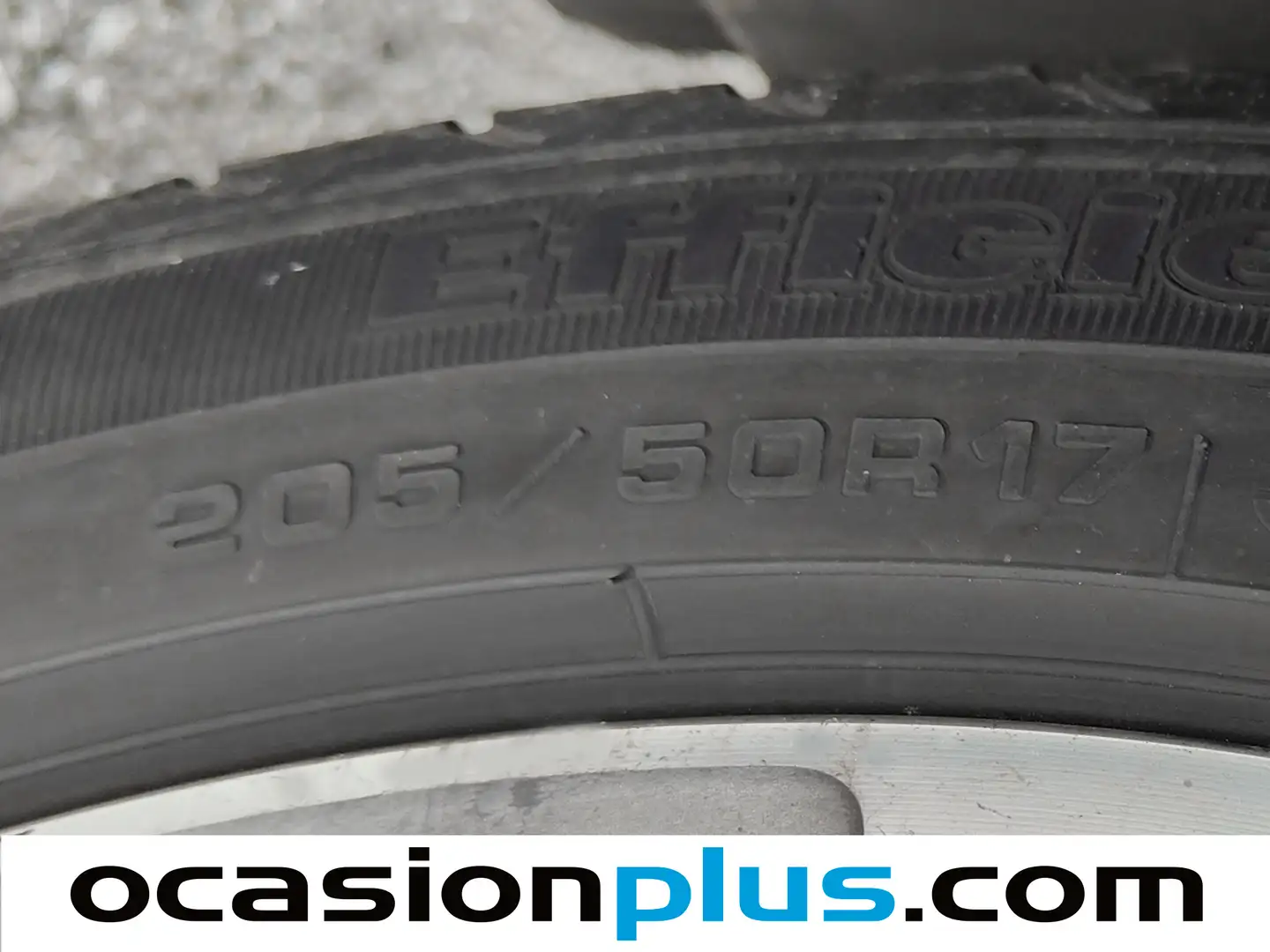 Foto Peugeot 2008 Peugeot 2008 BlueHDi 100 Allure (100 CV)