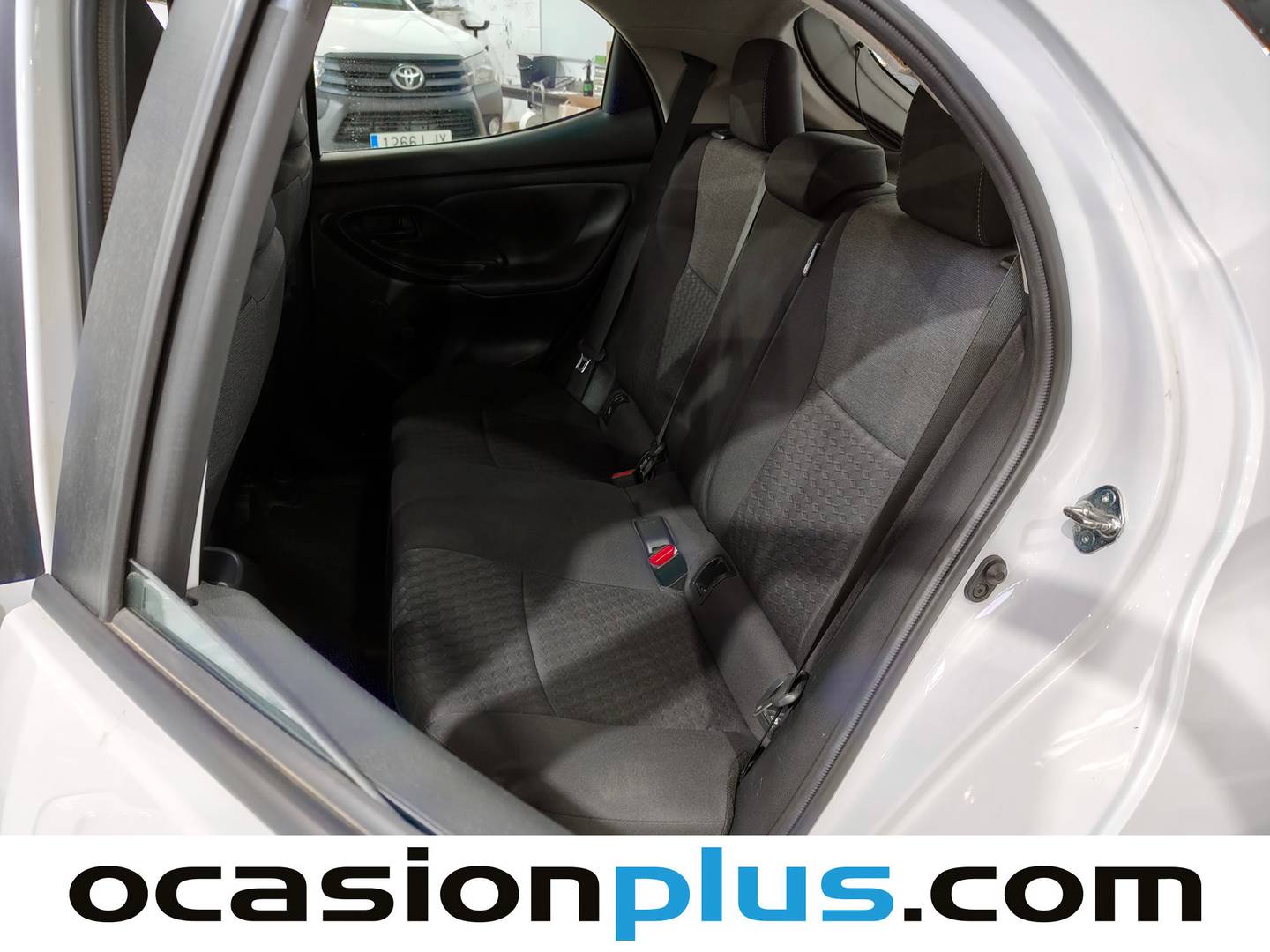 Foto asientos traseros Toyota Yaris Toyota Yaris 1.0 70 Business (69 CV)