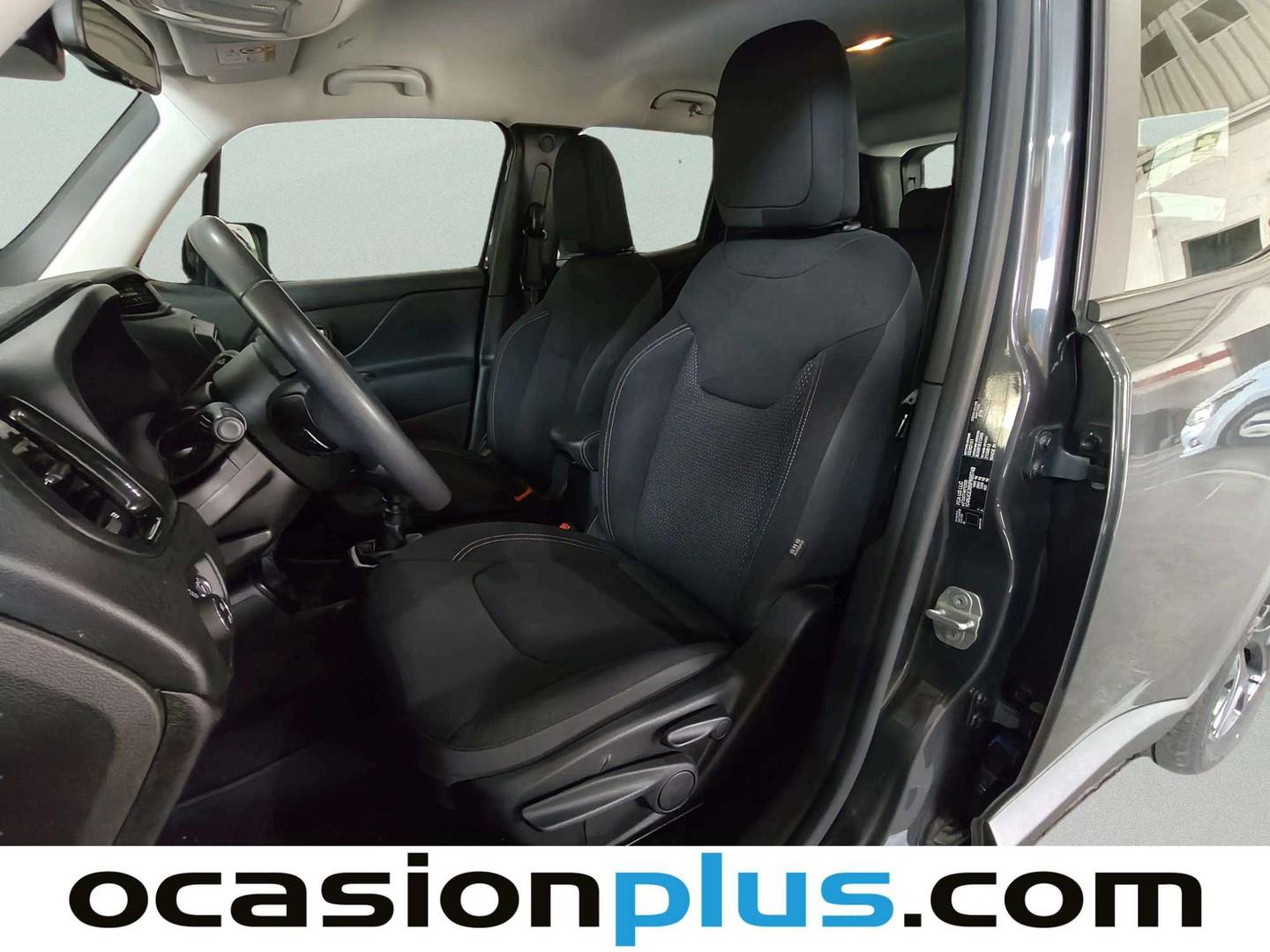 Foto asientos traseros Jeep Renegade Jeep Renegade 1.0G Night Eagle II 4x2 (120 CV)