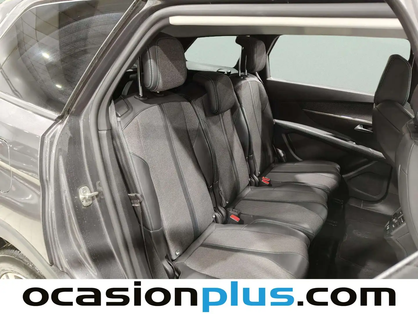 Foto Peugeot 5008 Peugeot 5008 PureTech 130 S&S Allure EAT8 (130 CV)