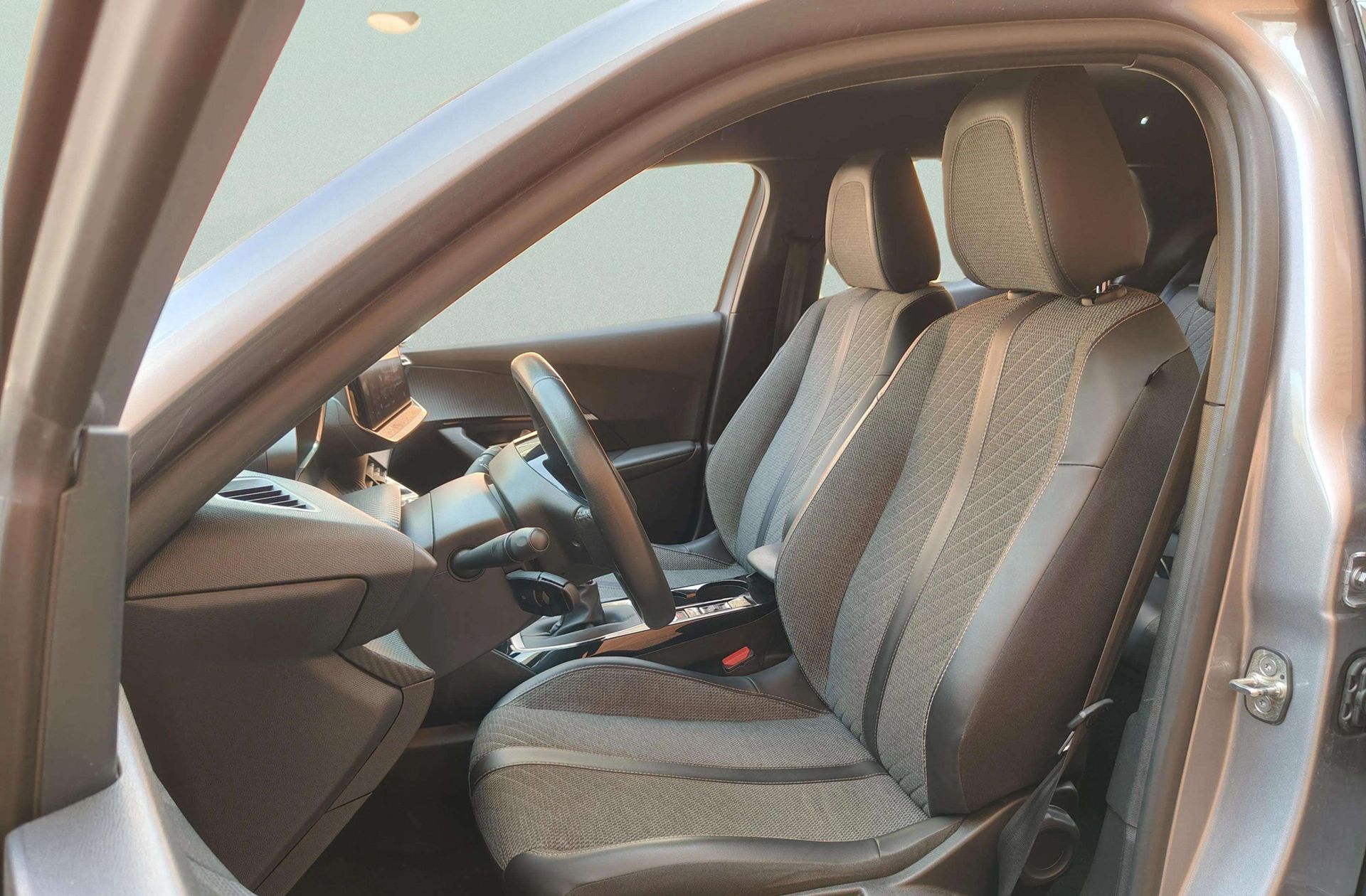 Peugeot 2008 PureTech 100 Allure - foto 11